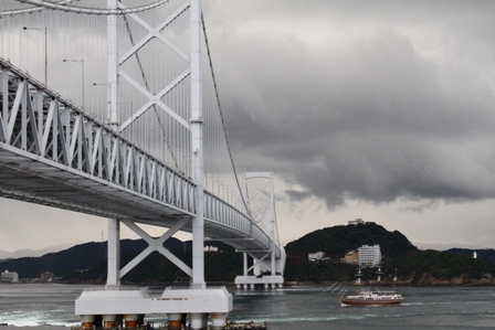 大鳴門橋