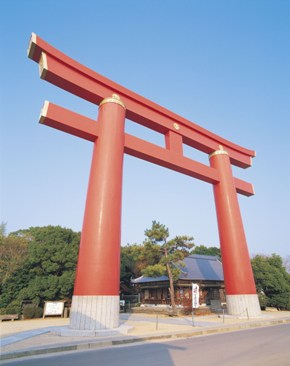 おのころ島神社の鳥居の写真