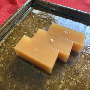 淡香玉ねぎと塩キャラメルのようかん