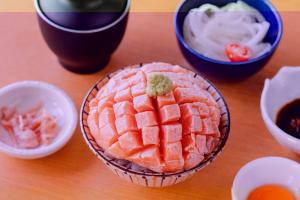 淡路島サクラマスの炙り花咲椀