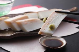 淡路島のっけかまぼこ　サクラマス
