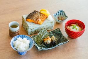 うずしお囲炉裏朝定食　淡路島サクラマス