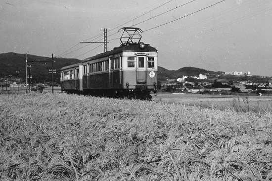 淡路島に電車が走っていた時の写真