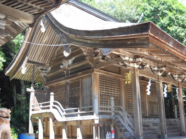 賀集八幡神社本殿