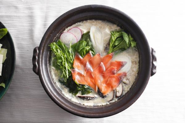 淡路島サクラマスと春野菜のマリアージュ鍋