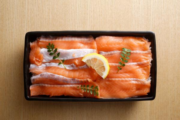 淡路島サクラマス箱寿司 