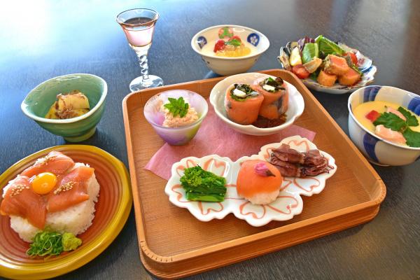 淡路島サクラマス春御膳「花霞」