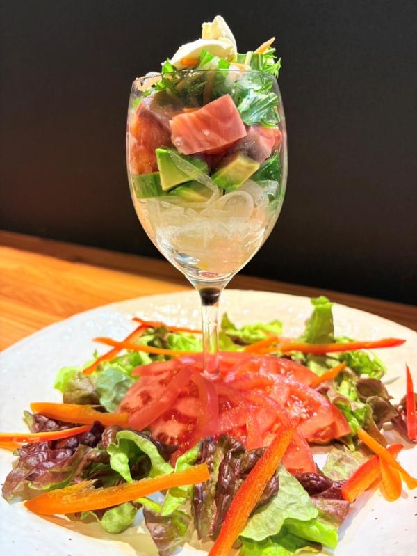サクラマスのカクテルサラダ